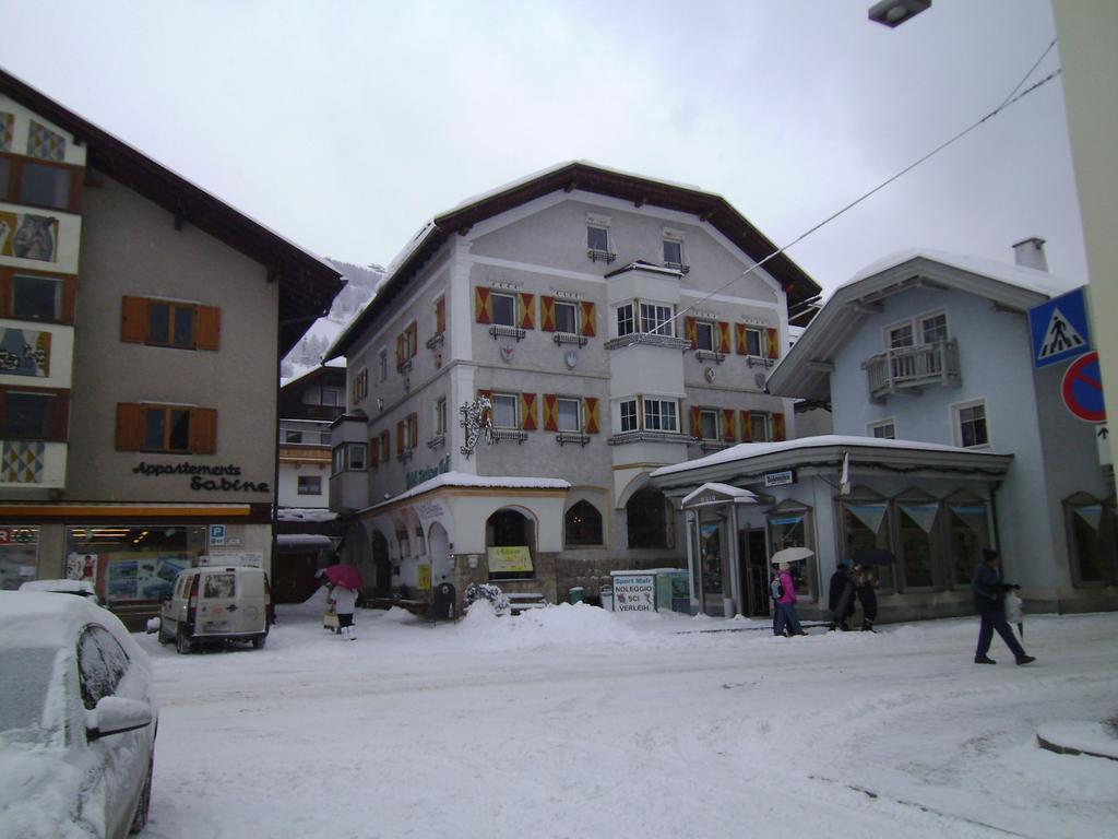 Hotel Sextnerhof Sesto Fiorentino Exterior photo